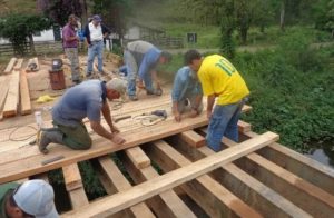 Leia mais sobre o artigo Ponte do Souza recebe reforços emergenciais