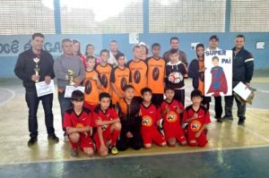 Leia mais sobre o artigo Campeonato de Futsal comemora Dia dos Pais em Bocaina de Minas